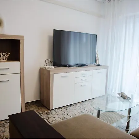 La Loma Apartment